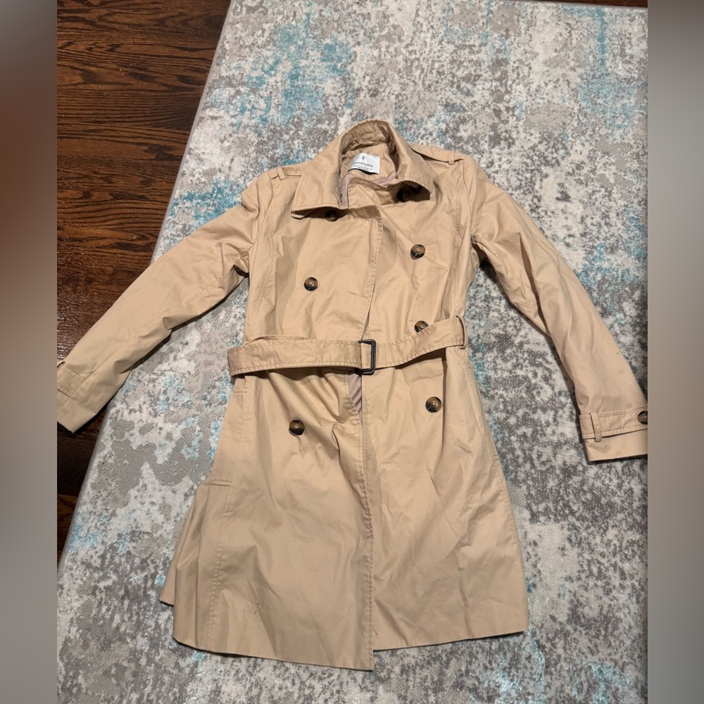 Stradivarius  tan trench coat size M